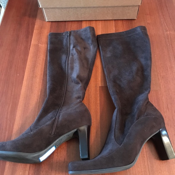 Franco Sarto Brown Suede Boots - Picture 4 of 6